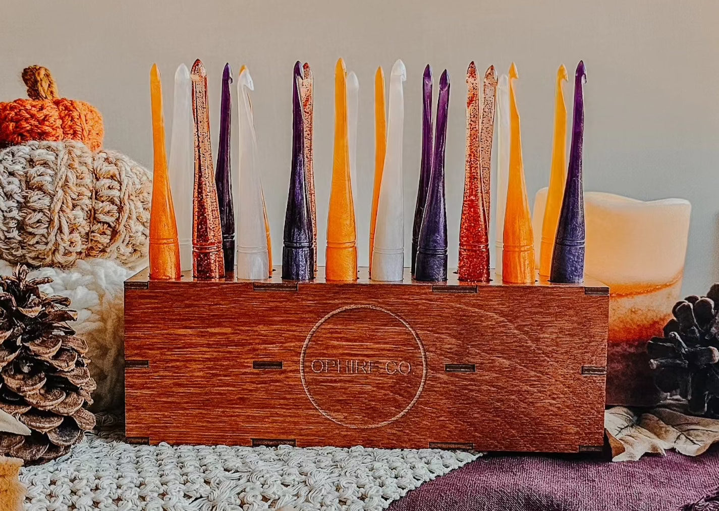 Wooden 20 Hook Stand